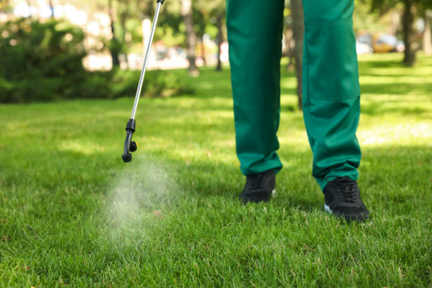 Best Commercial Pest Control Services  in Camden, TN